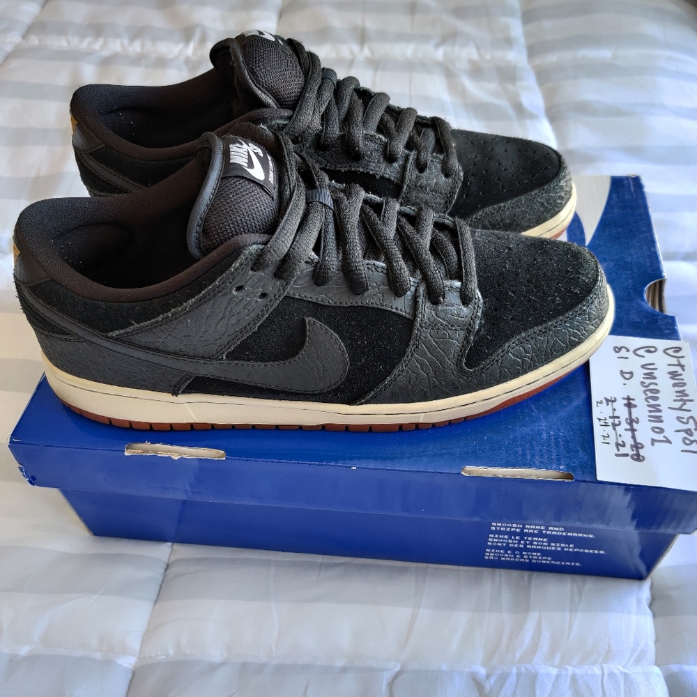2012 nike dunk sb low QS "nontourage" size 9.5